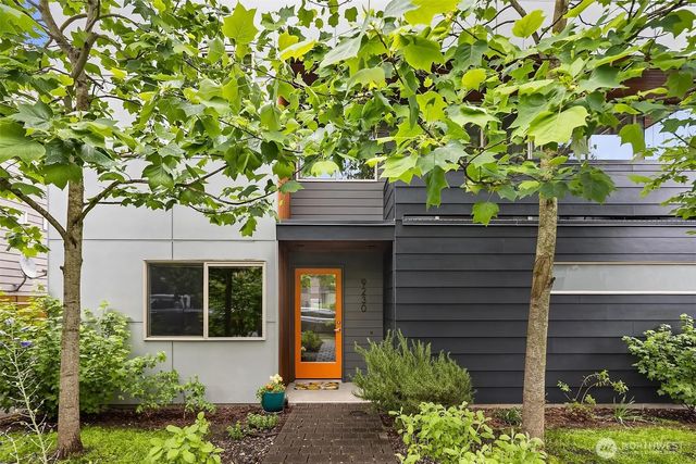 9230 Interlake Avenue N, Seattle