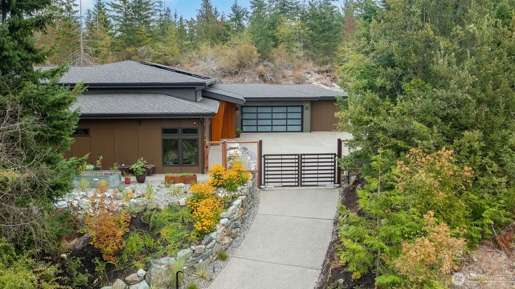 11897 Whistle Ridge Place, Anacortes