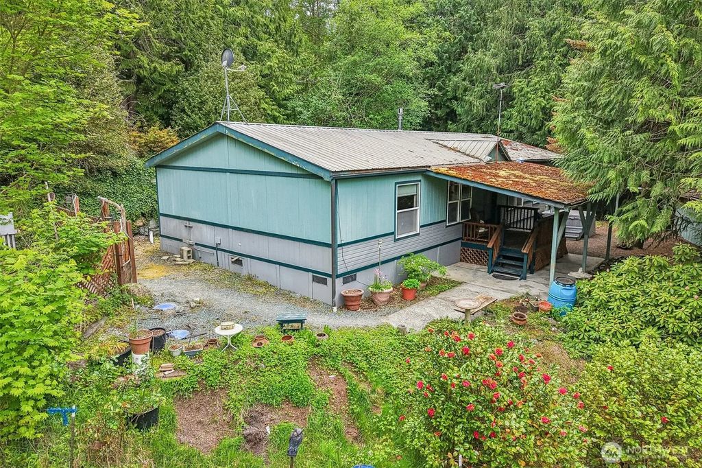 5160 Blacktail Lane, Langley