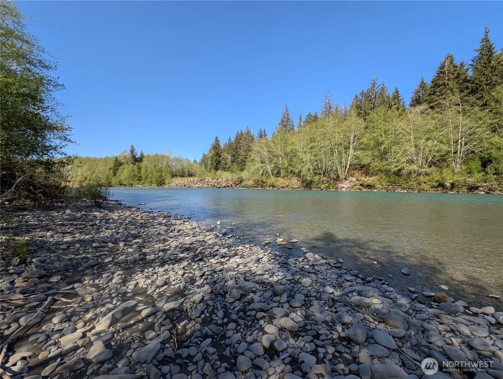 999 Hoh River Park Drive, Forks