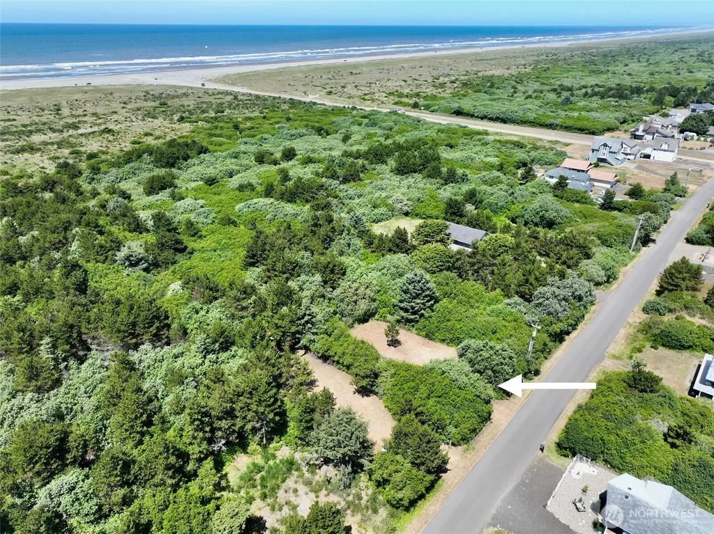 525 Sand Dune Avenue Sw, Ocean Shores