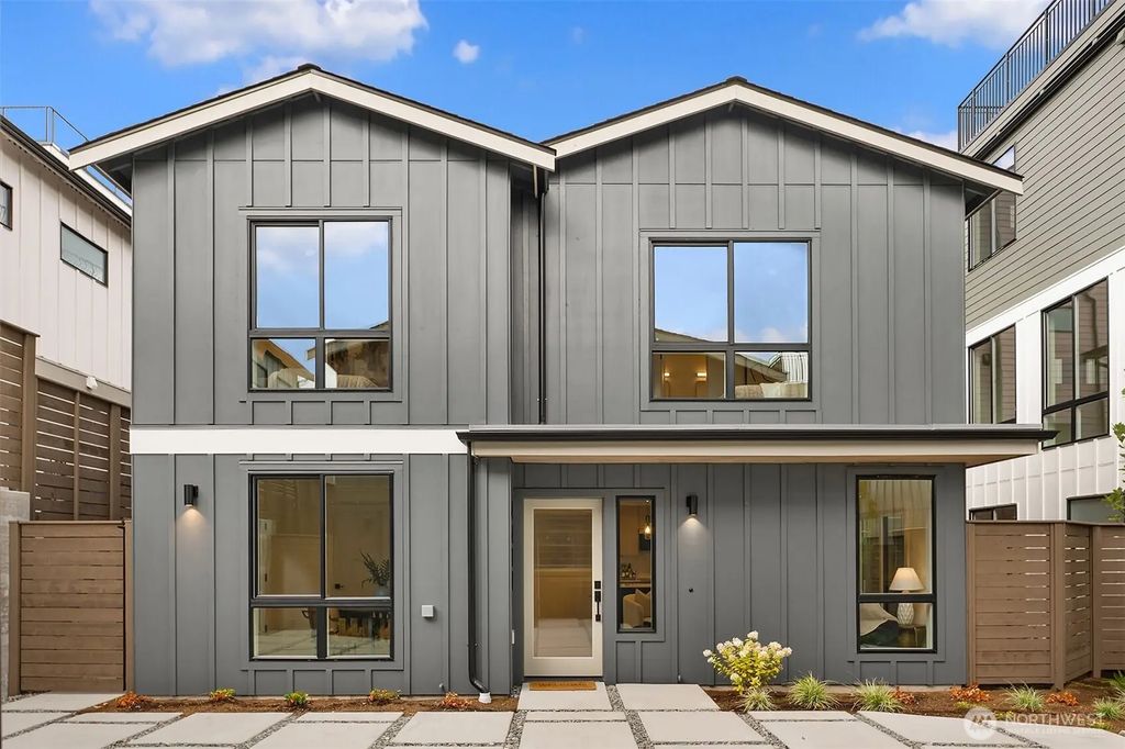 4411 2nd Avenue Ne, Seattle