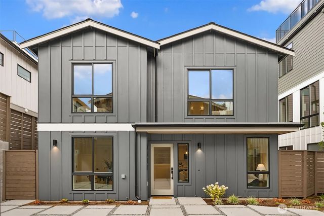 4411 2nd Avenue Ne, Seattle