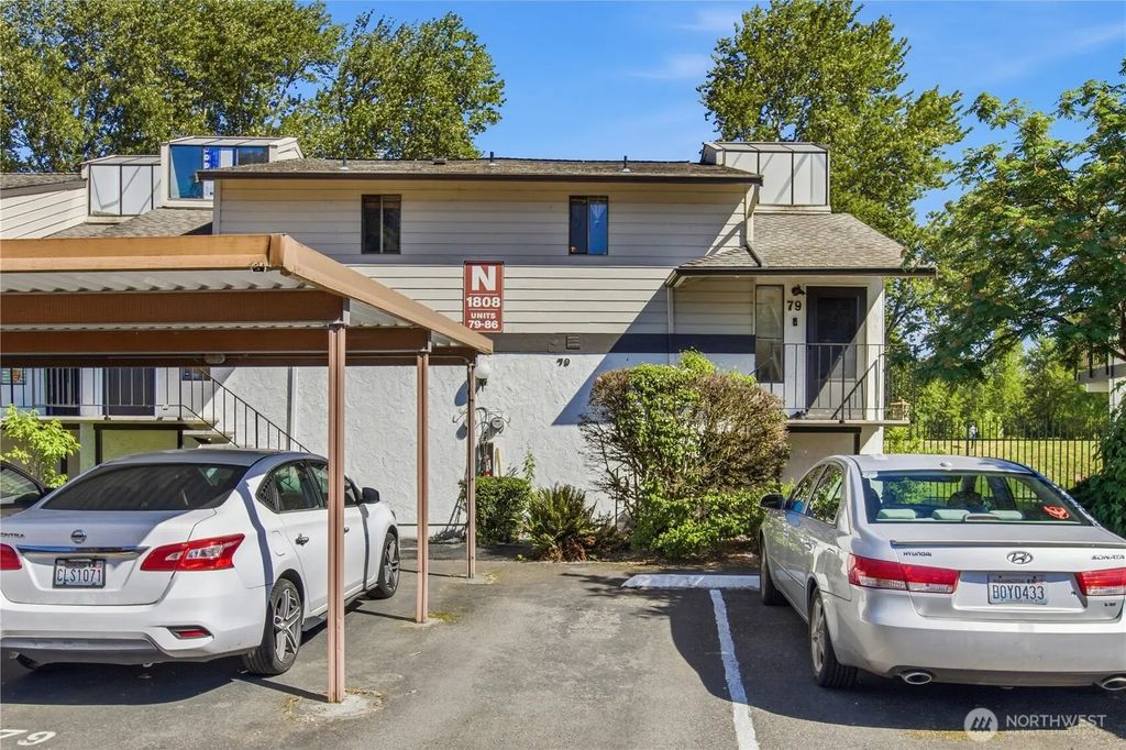 1808 Maple Lane 79, Kent