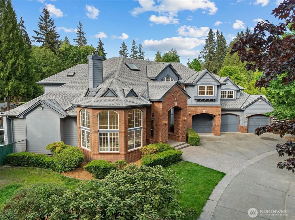 8207 228th Street Se, Woodinville
