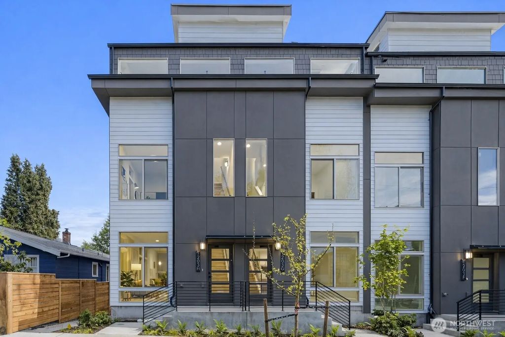 1203 G N Allen Place, Seattle