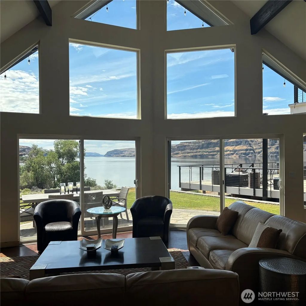 25053 Sw Wanapum Street, Quincy