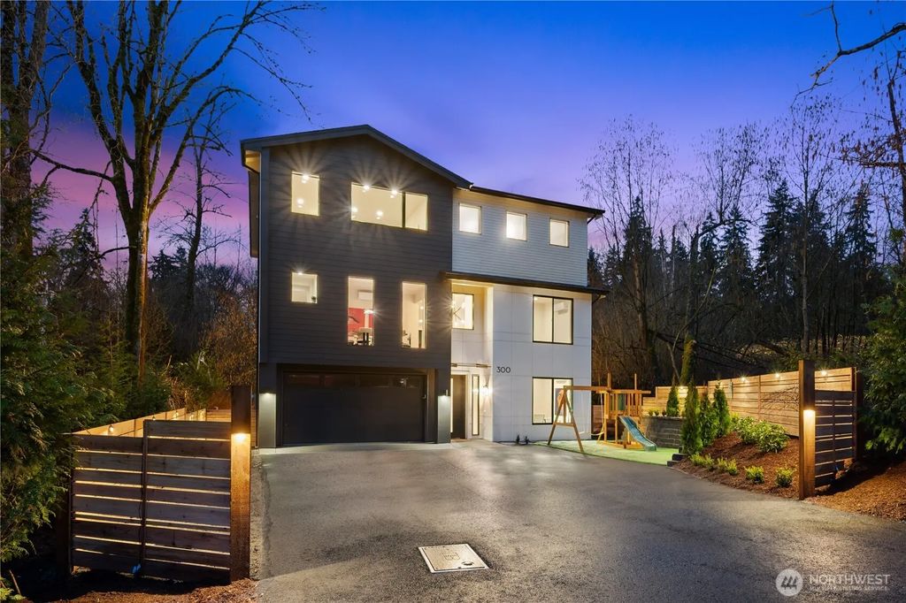 300 Se 208th Street, Bothell