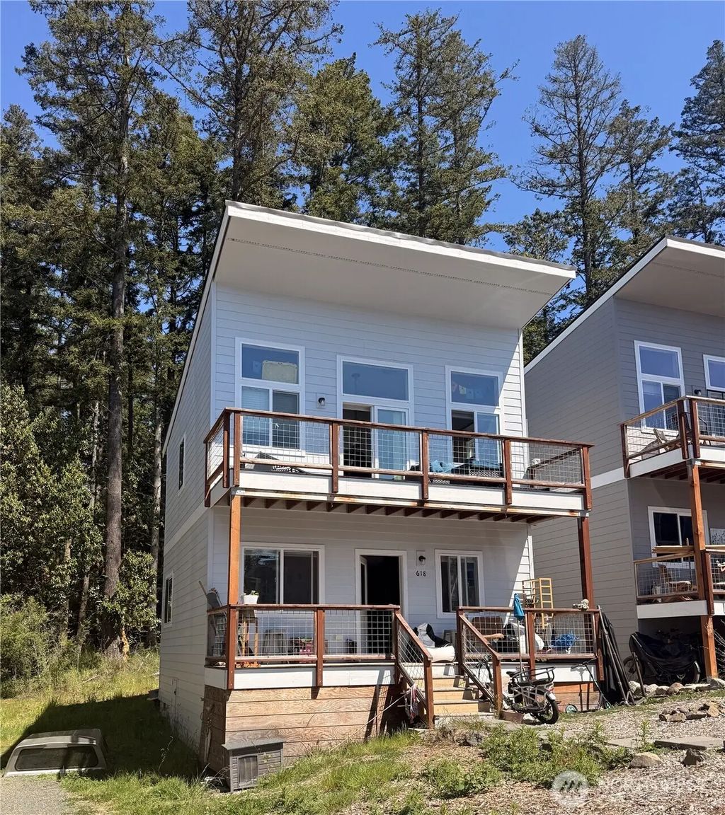 618 Finnegan Way, Friday Harbor