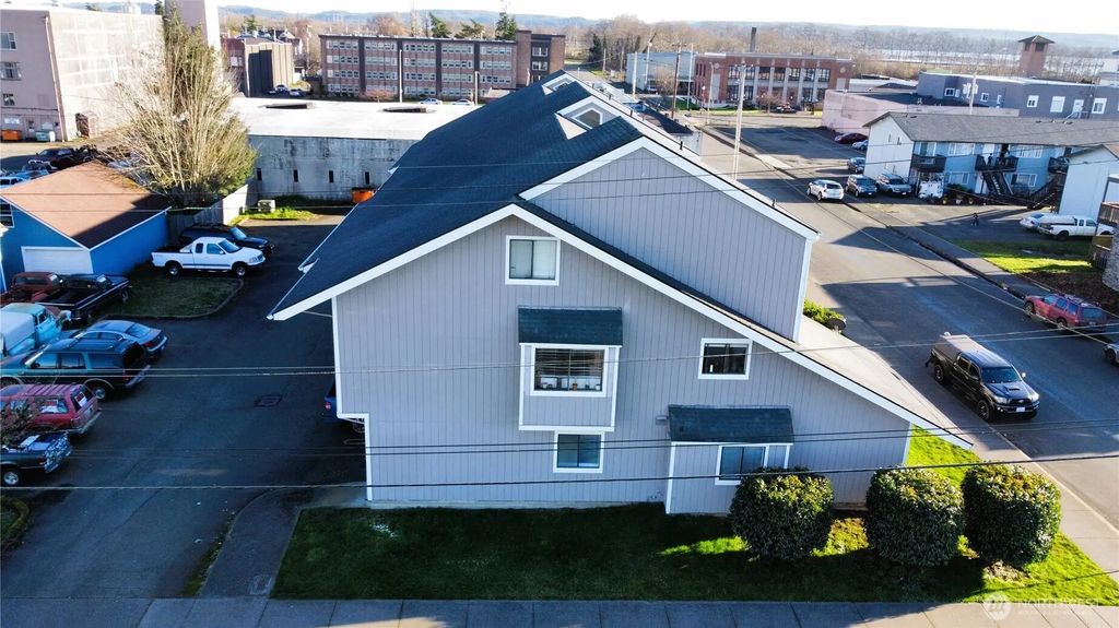 701 L Street, Hoquiam