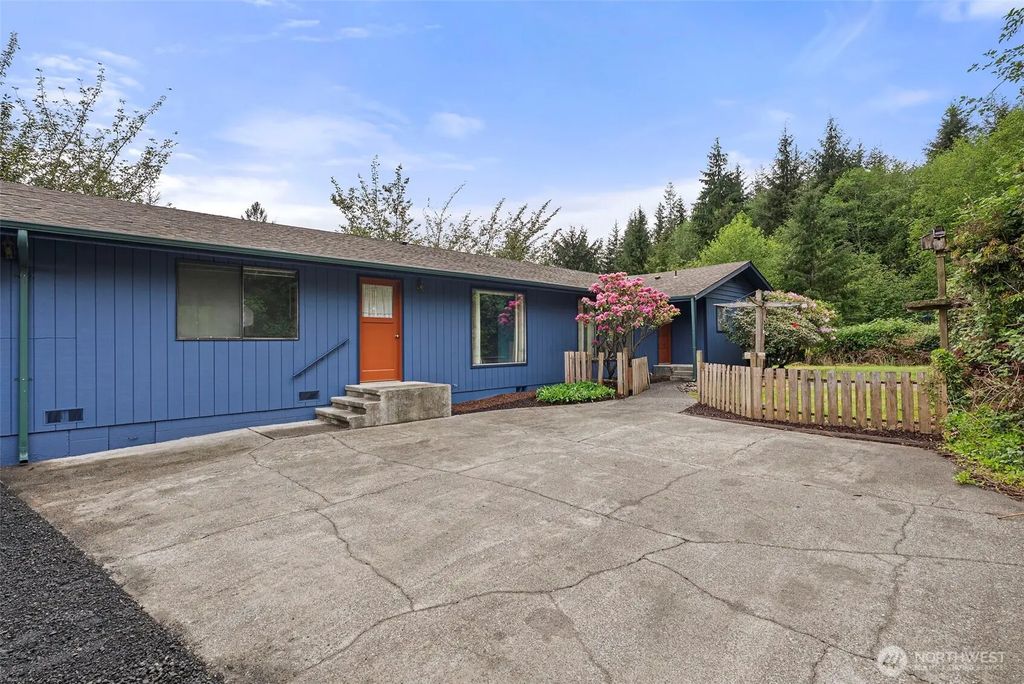 626 Ostman Road, Raymond