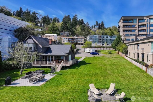 9049 Ne Juanita Drive, Kirkland