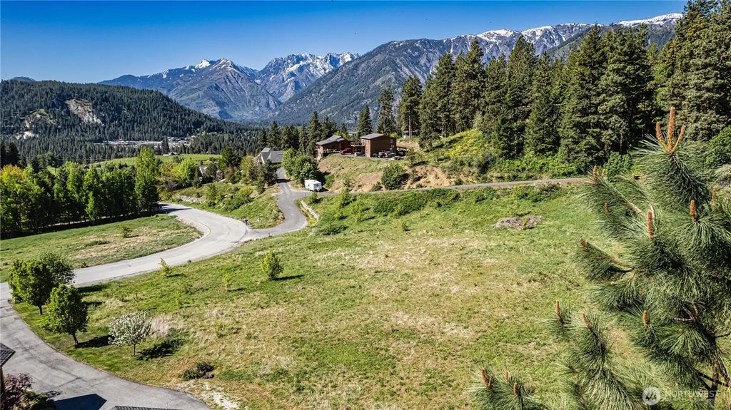 10660 Fox Road, Leavenworth