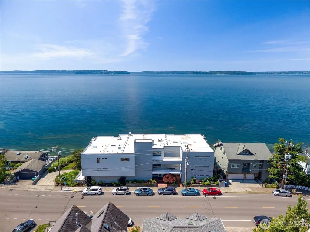 4163 Beach Drive Sw 102, Seattle