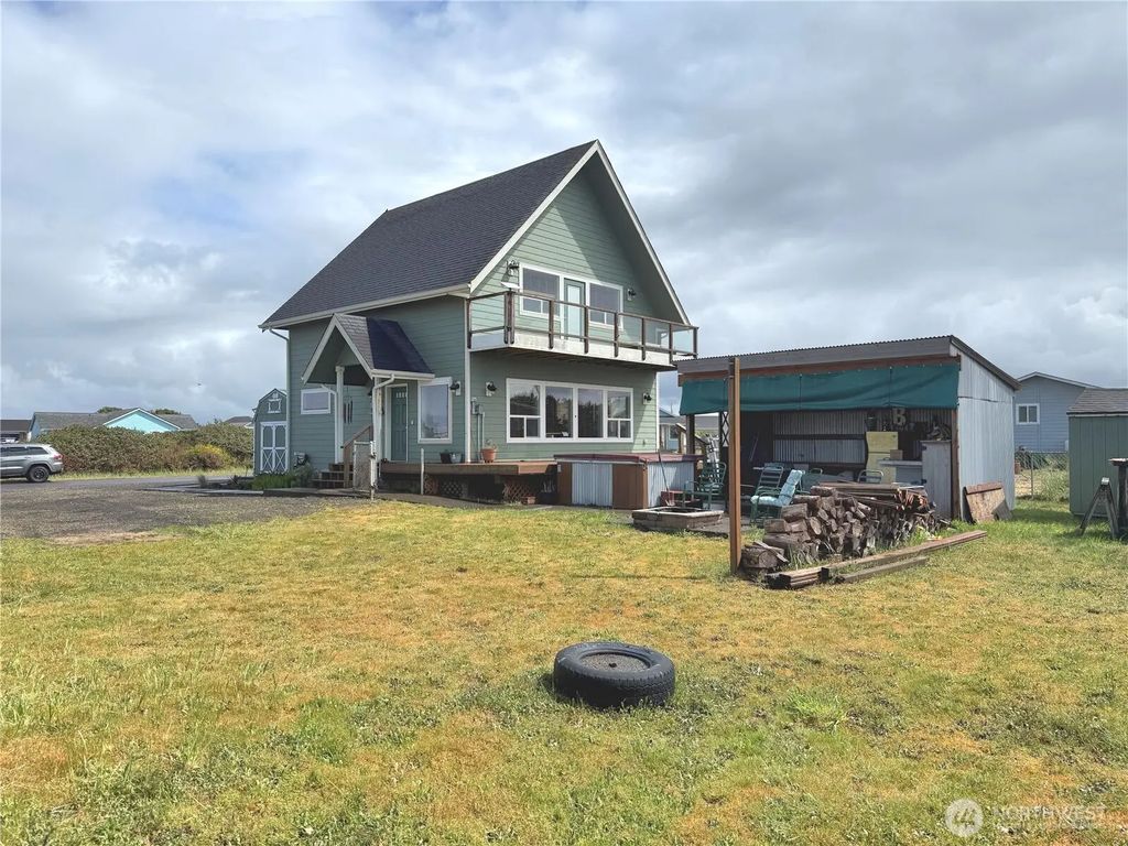 477 Broadmoor Court Sw, Ocean Shores