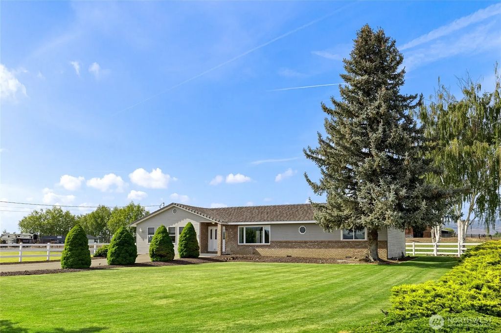 1231 Game Farm Road, Ellensburg