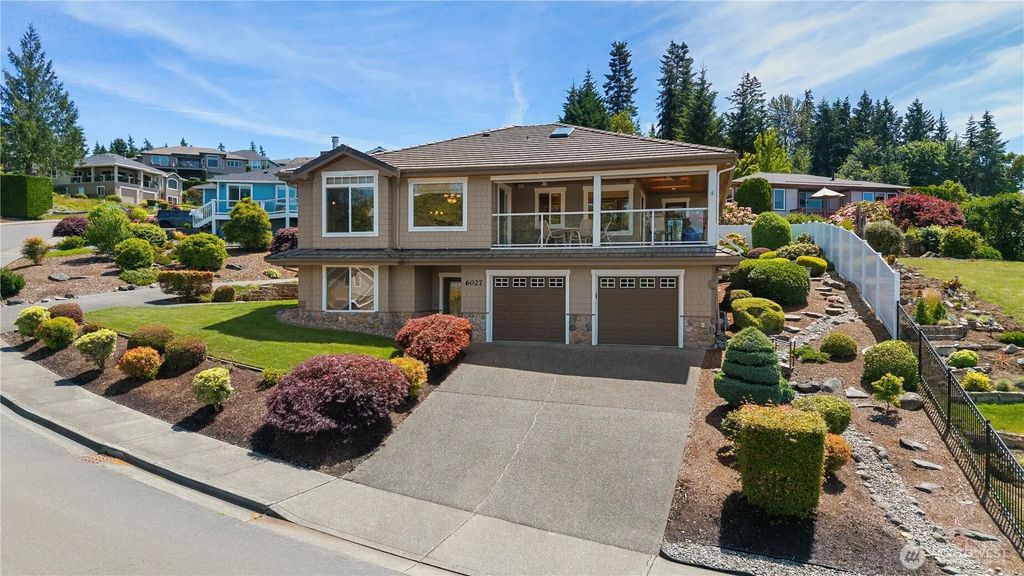 6027 Osprey Circle, Bremerton