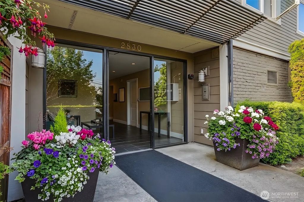 2830 Nw 56th Street 203, Seattle