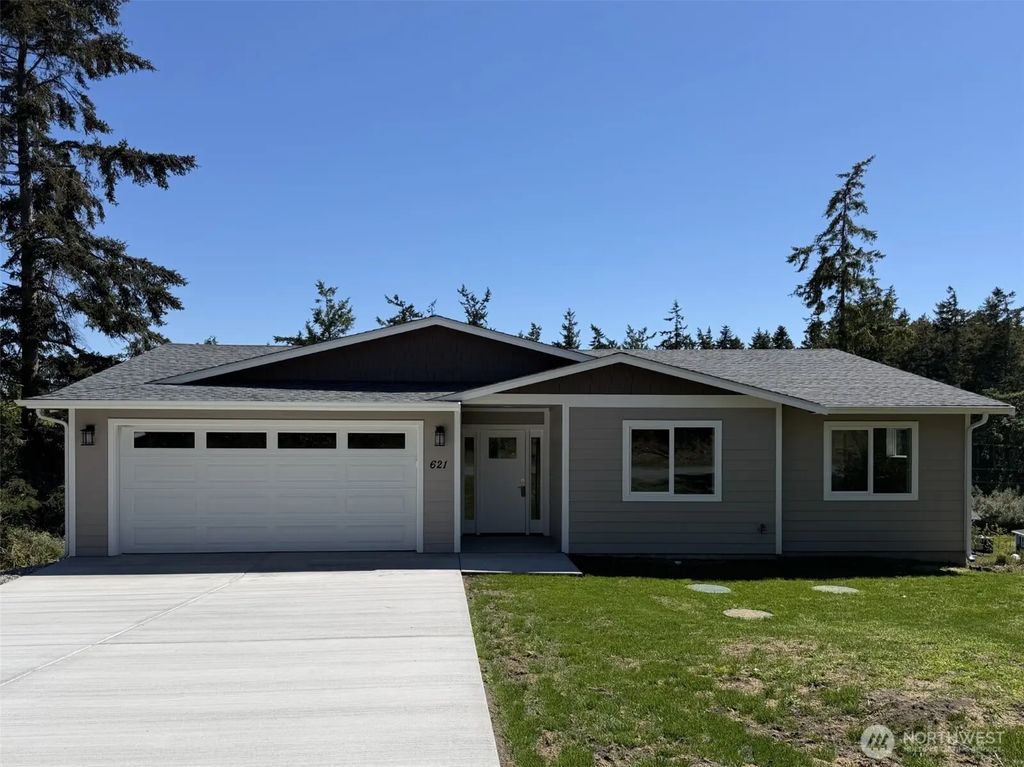621 La Fiesta Street, Coupeville