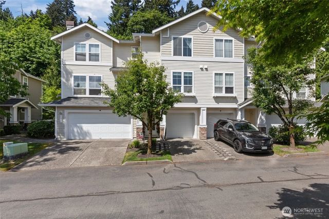 21919 39th Place S 10-2, Kent