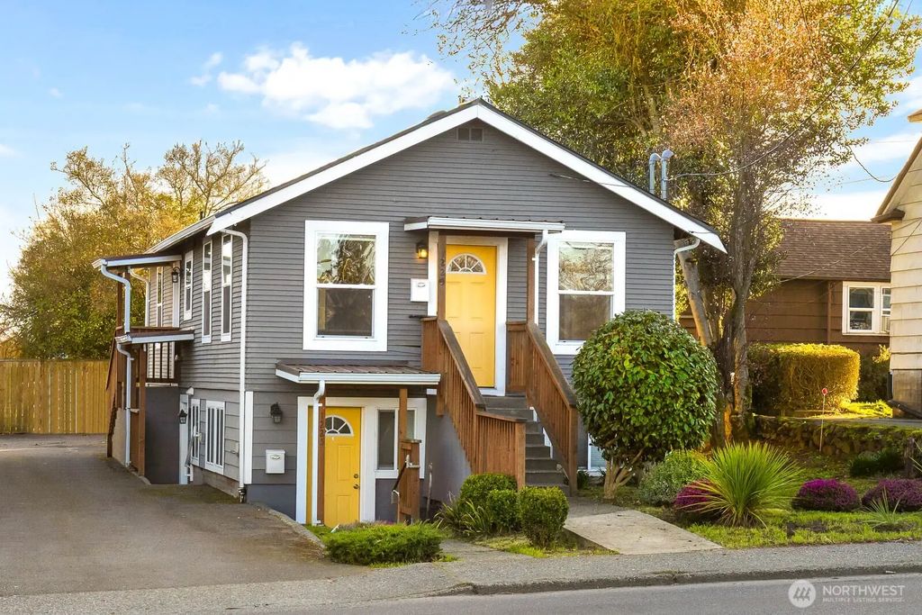 1223 11th Street, Bremerton