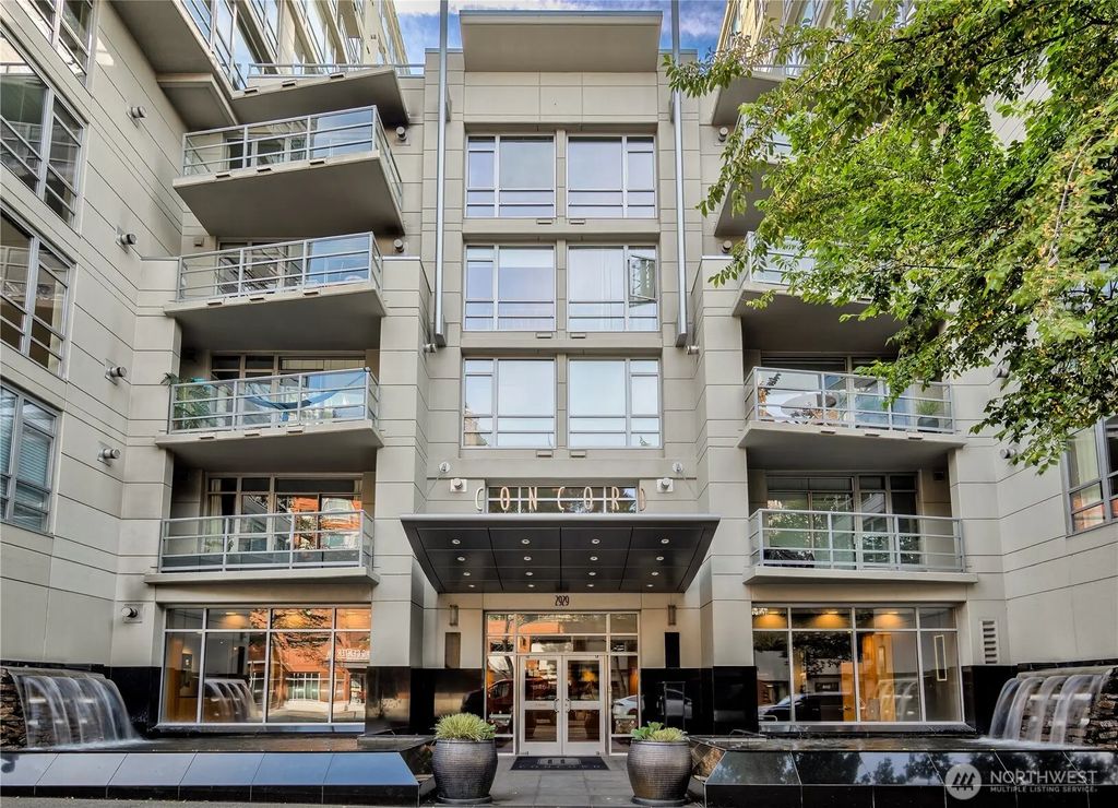 2929 1st Avenue 207, Seattle