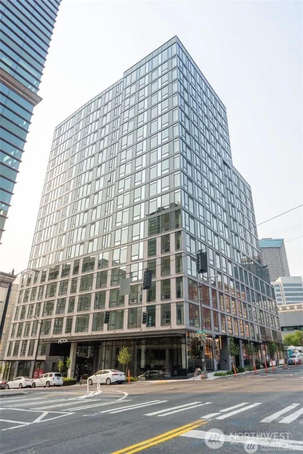 450 S Main Street 1605, Seattle