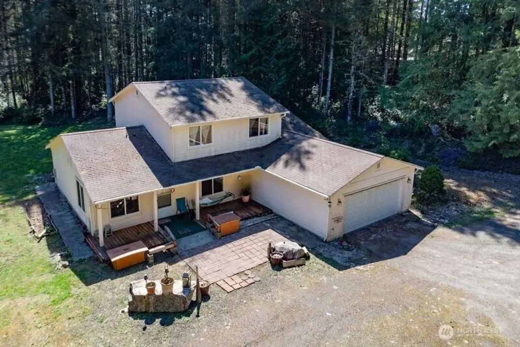 77 Chickadee Lane, Quilcene