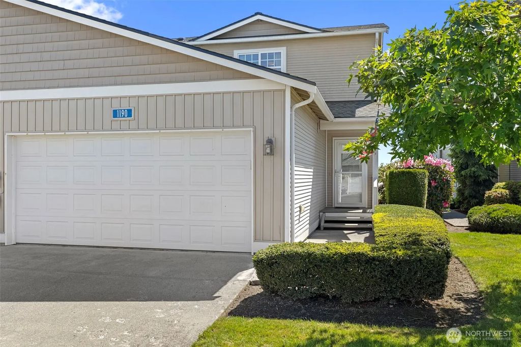 1190 Decatur Circle, Burlington