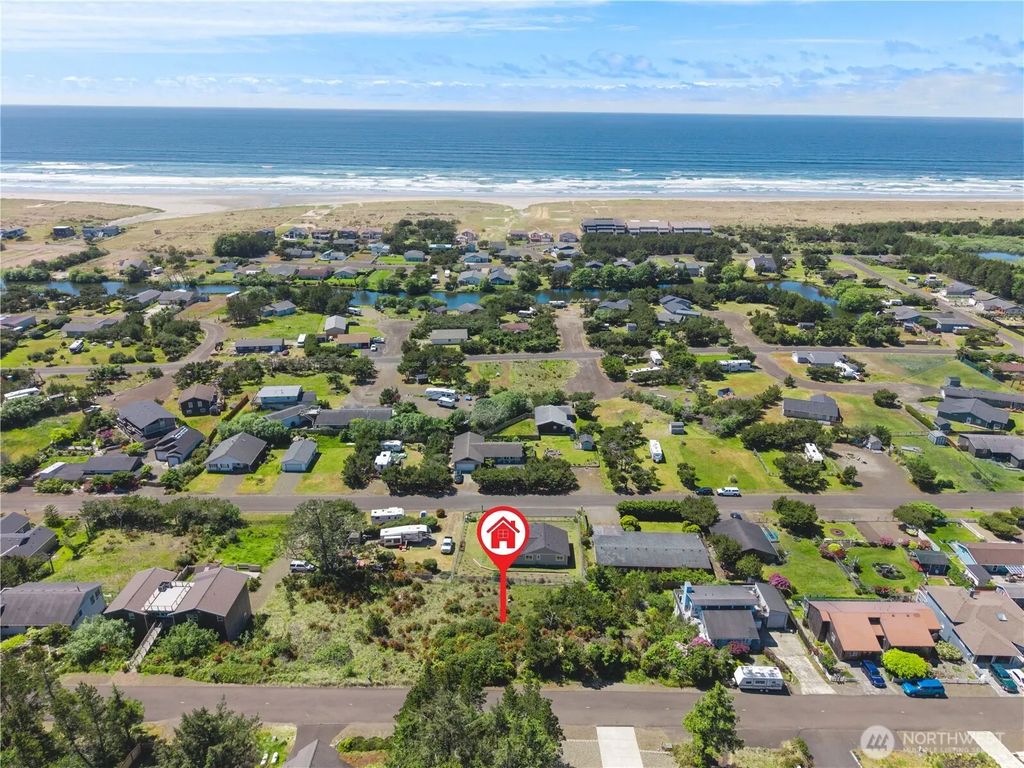 35309 J Place, Ocean Park
