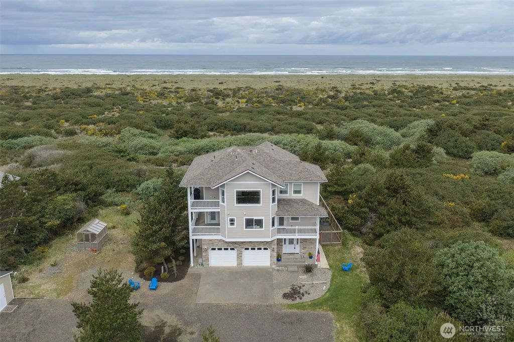 769 S Sand Dune Avenue Sw, Ocean Shores