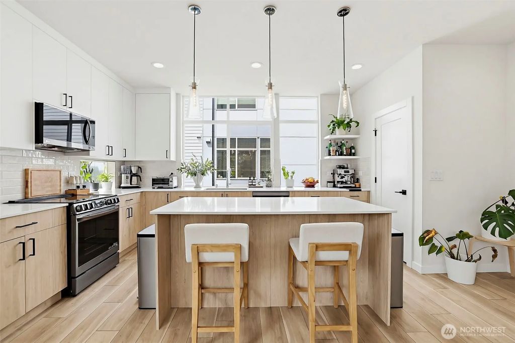 902 N 86th Street, Seattle