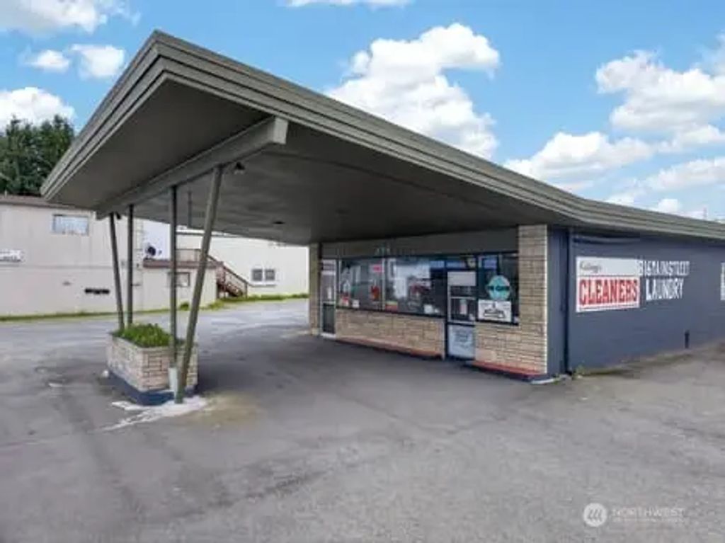 816 W Main Street, Centralia
