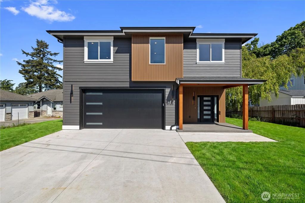 4966 Highland Drive, Blaine