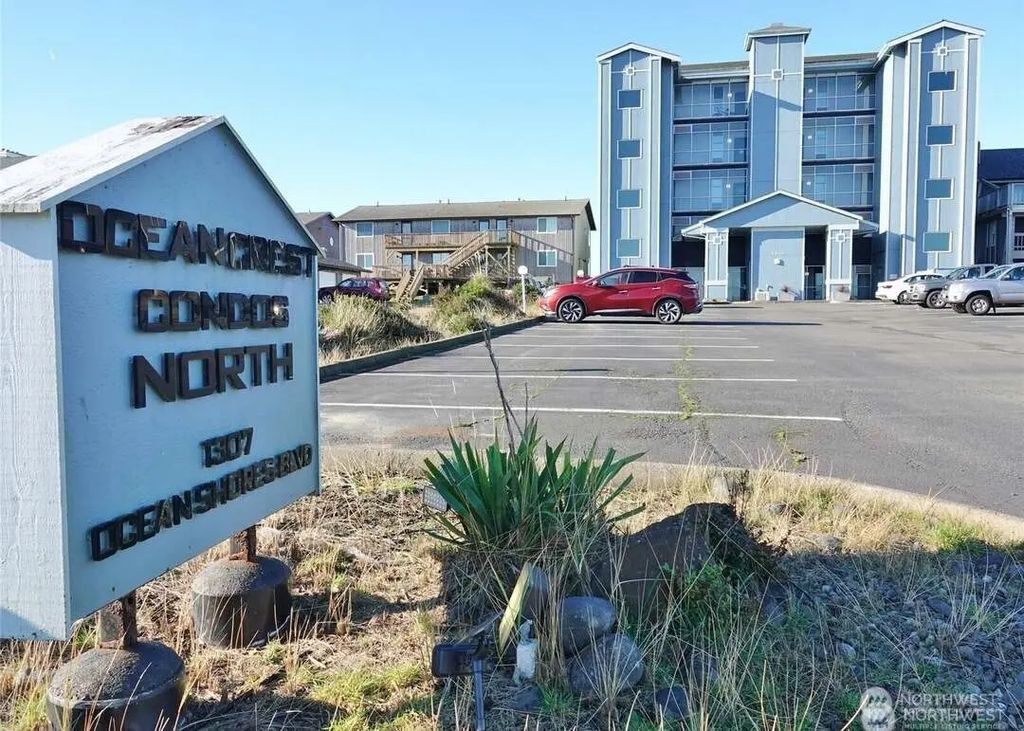 1307 Ocean Shores Boulevard Sw N52, Ocean Shores