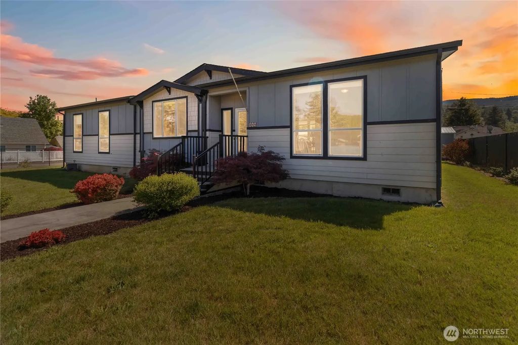 414 Jackson Street, Ryderwood