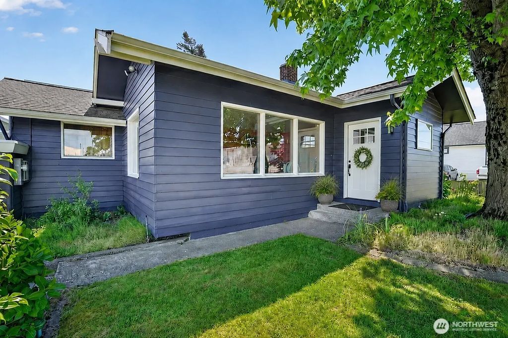 1789 Kok Road, Lynden