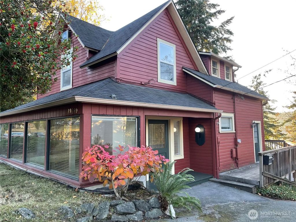 19589 Front Street Ne, Poulsbo
