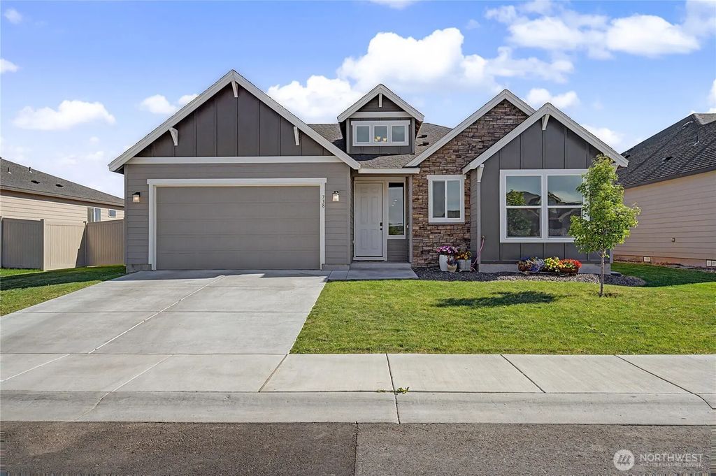 738 I Street Ne, Quincy