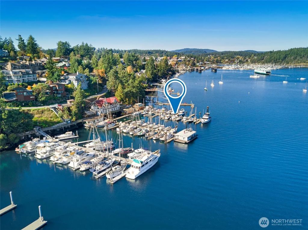620 Warbass Way 41, Friday Harbor