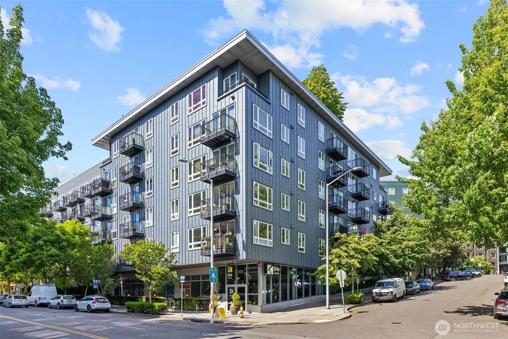 3104 Western Avenue 315, Seattle