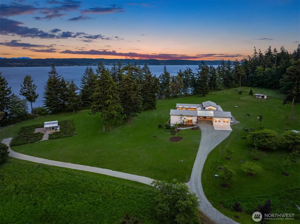 1035 Susan Street, Coupeville