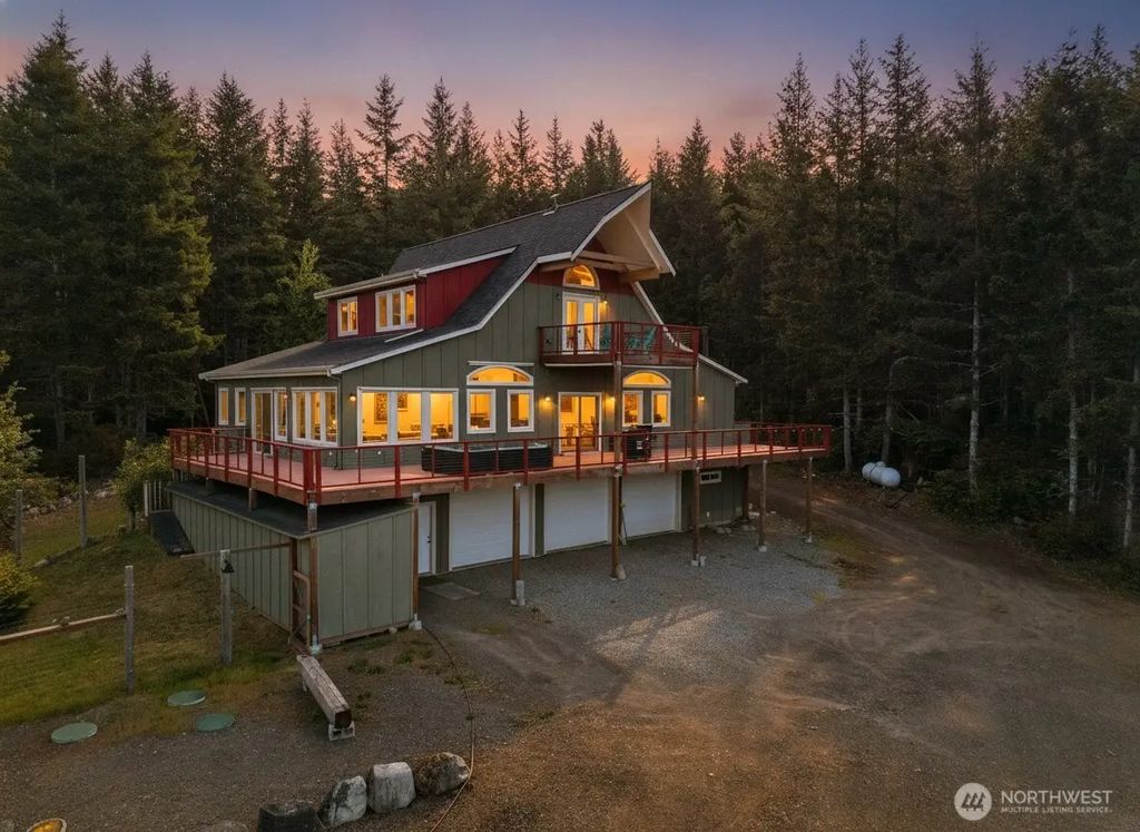 83 Octopus Court, Quilcene