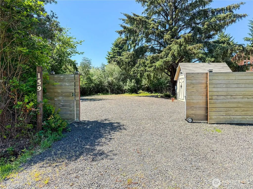 159 S Oar Loop Sw, Ocean Shores