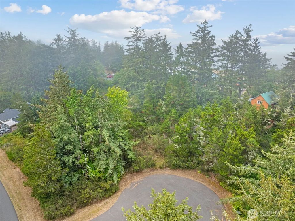 1016 Lola Court, Ocean Shores
