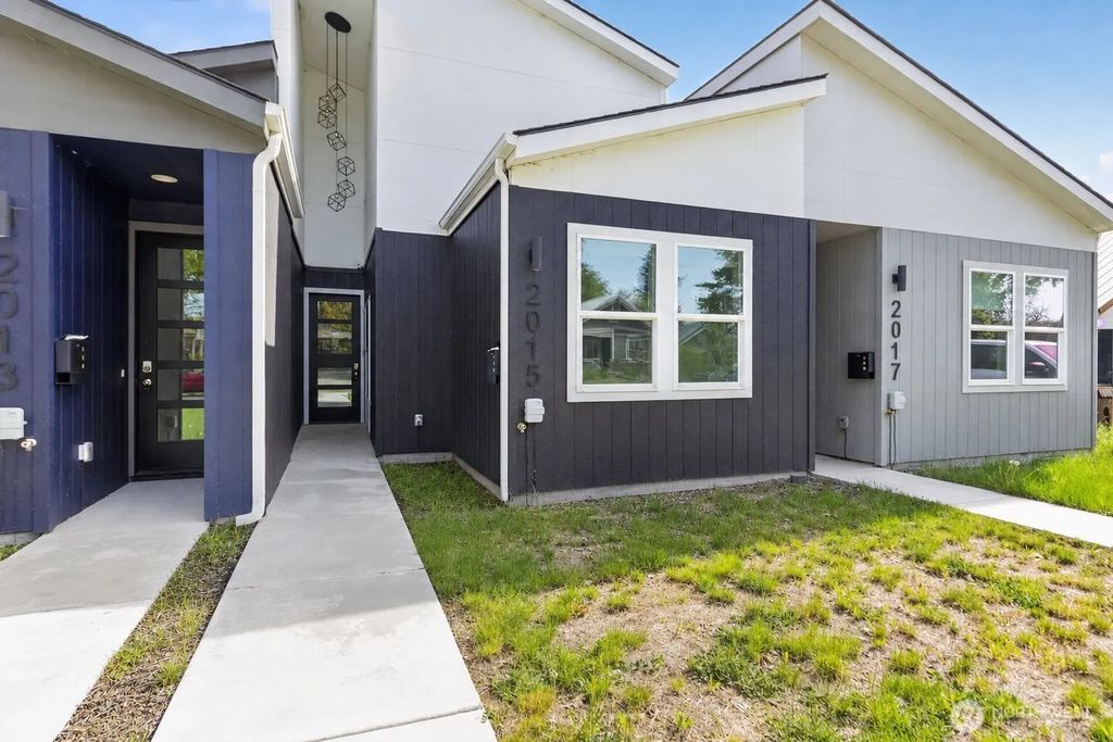 2015 W Nora Street Avenue, Spokane