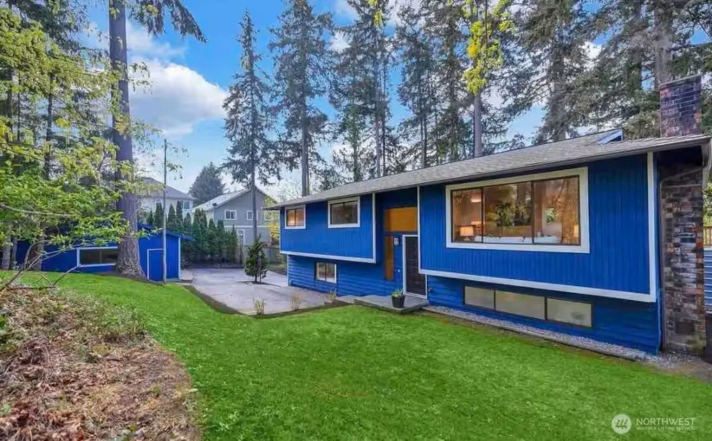 9550 132nd Avenue Se, Renton