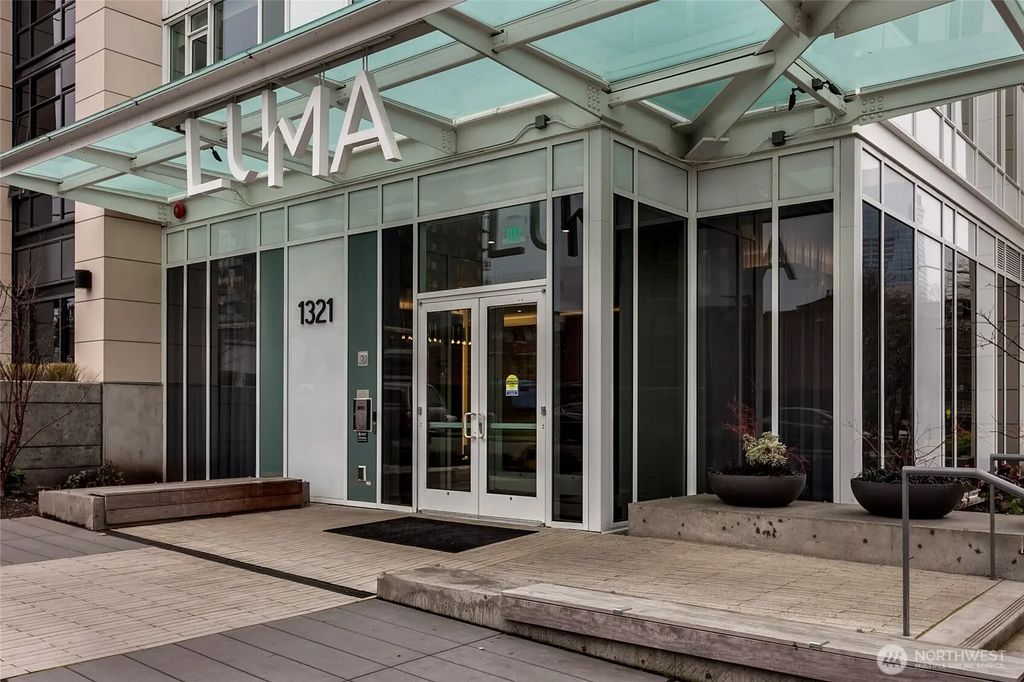 1321 Seneca Street 1102, Seattle
