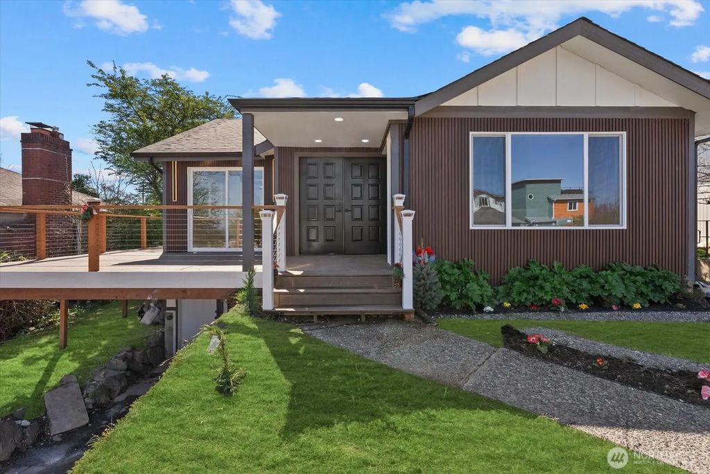 7915 S Lakeridge Drive, Seattle