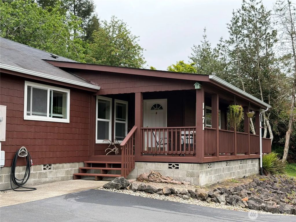 1171 Ray Hicks Street, Raymond